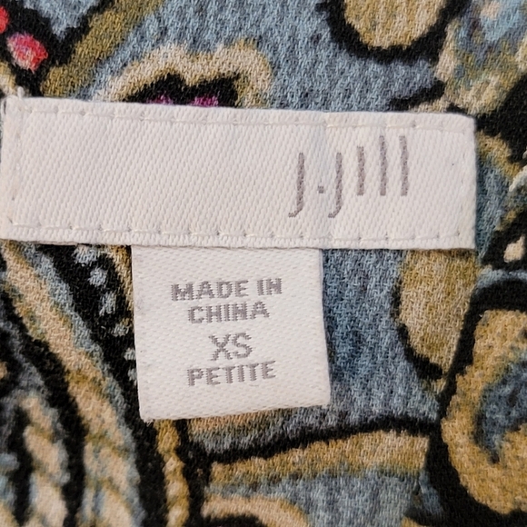 J Jill Paisley print blouse with tiered layers Size Petite XS - Picture 8 of 11